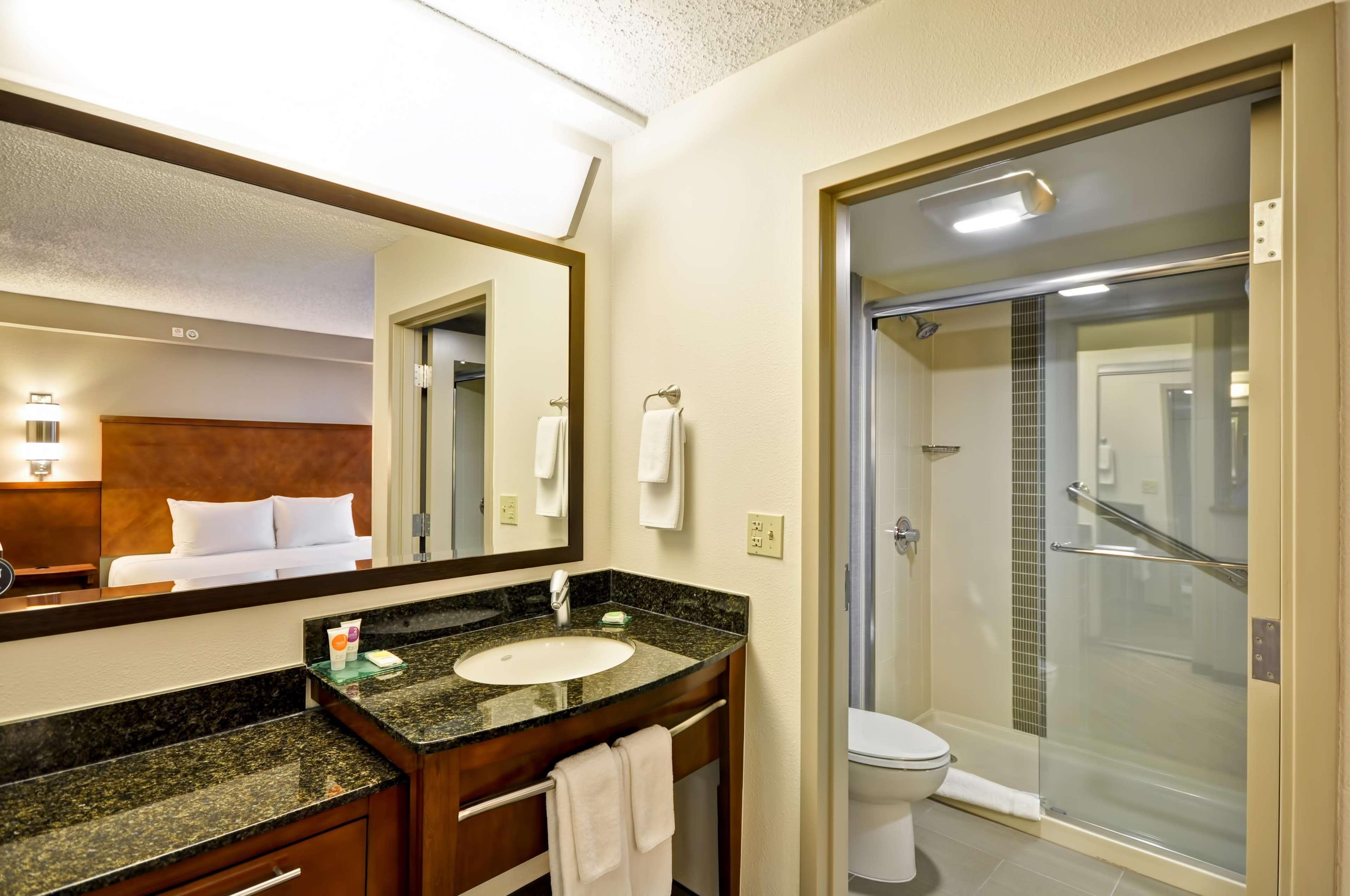 Hyatt Place Albuquerque Uptown Экстерьер фото