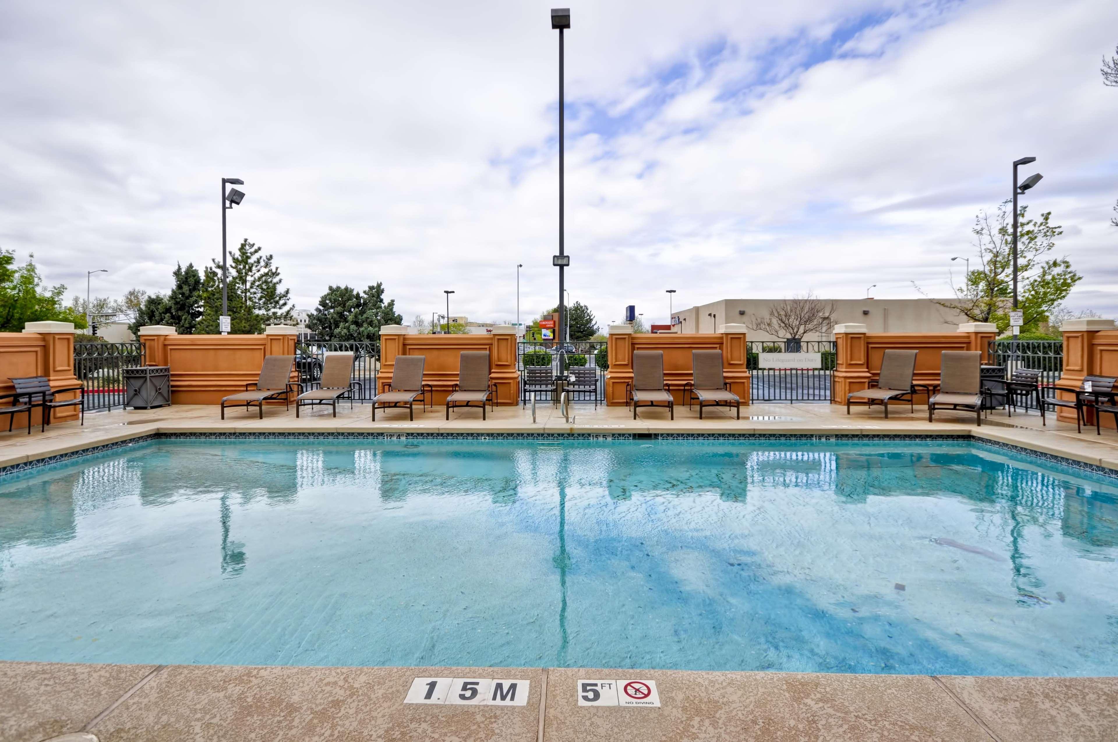 Hyatt Place Albuquerque Uptown Экстерьер фото