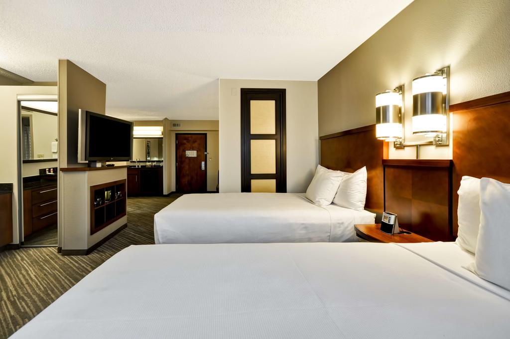 Hyatt Place Albuquerque Uptown Экстерьер фото